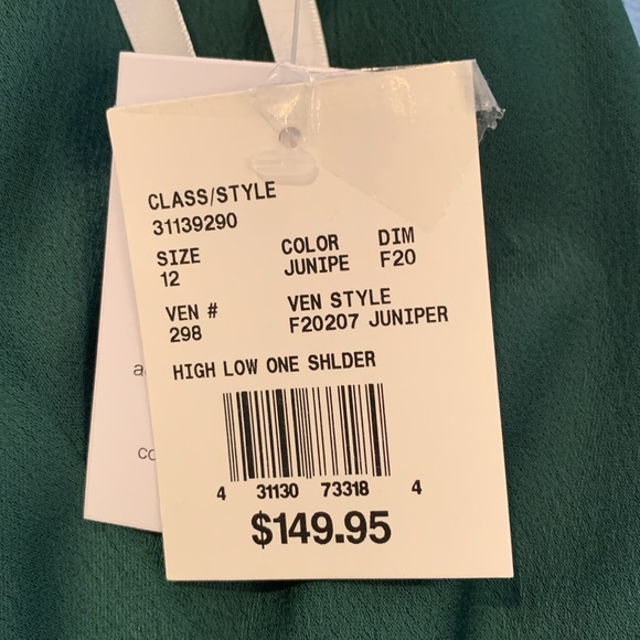 NWT David’s Bridal one shoulder ruffle pine green full length dress! - Picture 7 of 7